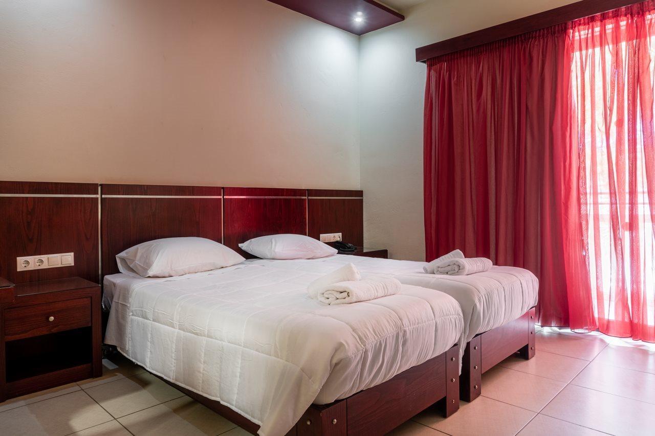 Canadian Hotel Laganas Luaran gambar